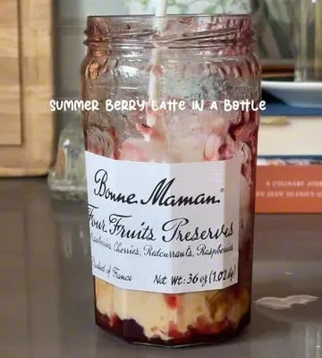 Recipe 'Summer Berry Latte in a Bottle'