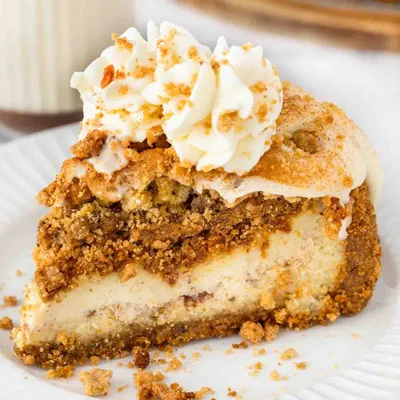 Recipe 'Cinnamon Roll Cheesecake'