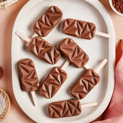 Recipe 'Chocolate Banana Protein Pops'