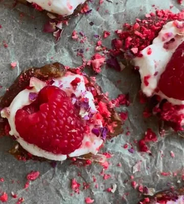 Recipe 'Cheesecake Dates'