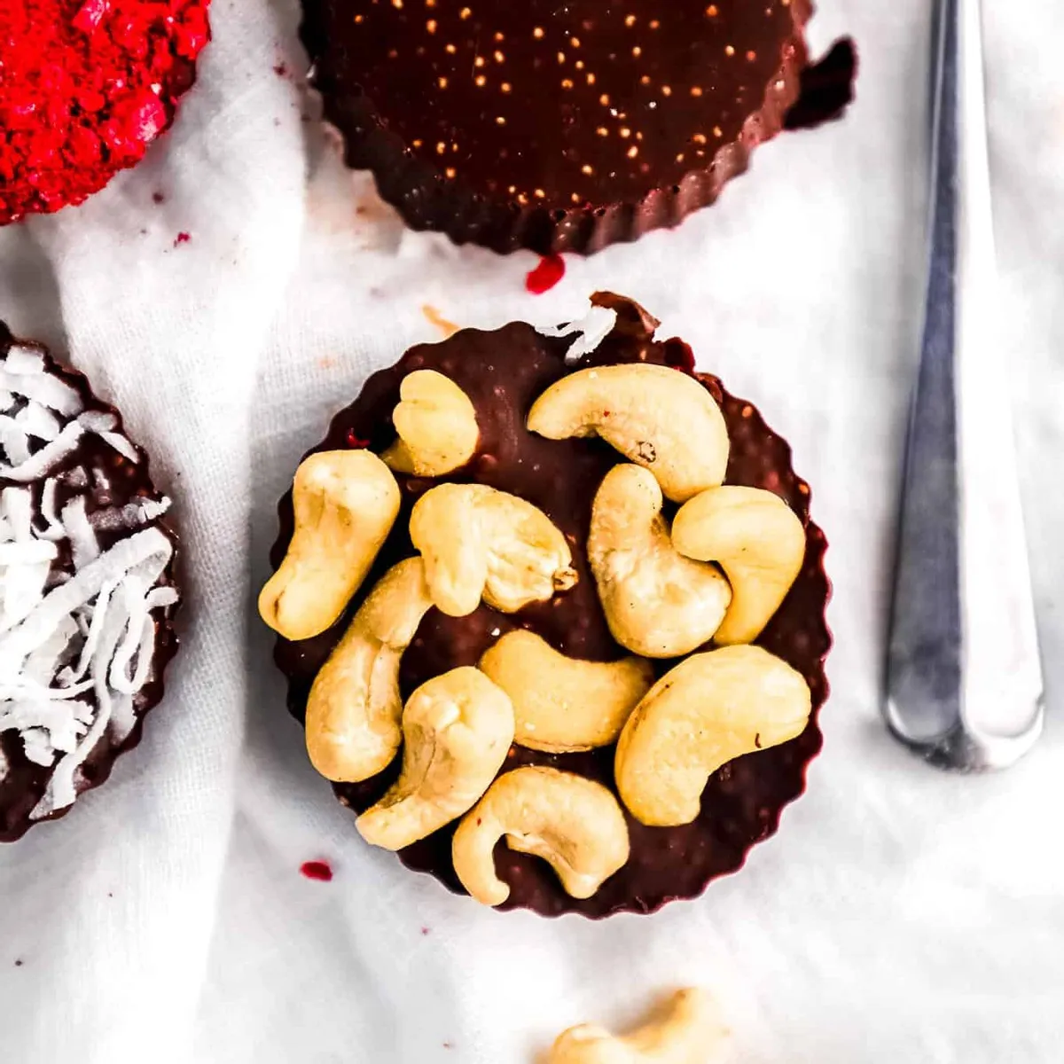 Easy 3-Ingredient Chocolate Quinoa Puff Cups