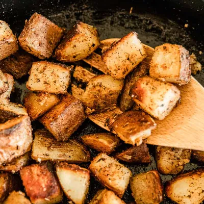 Recipe 'Cast Iron Skillet Potatoes'