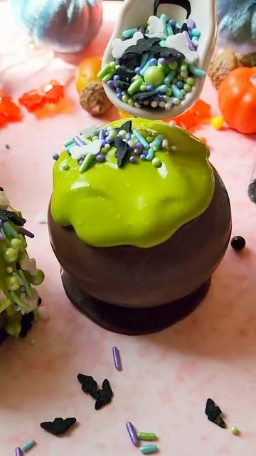 Chocolate Cauldron Trifle