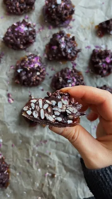 Chocolate Crunch Dates