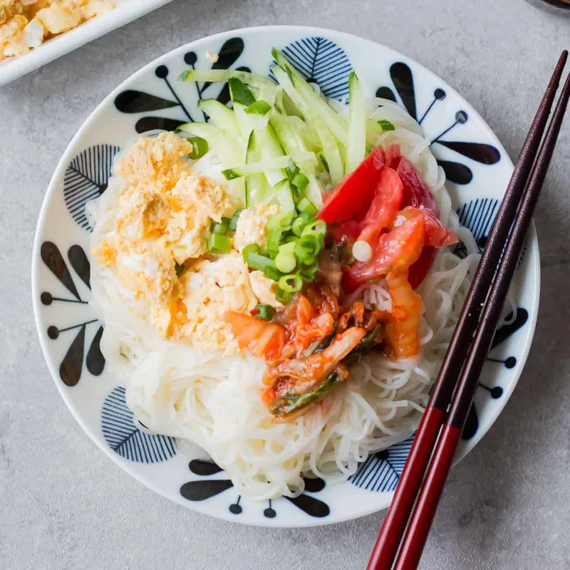 Cold Somen Noodles with Custom Toppings