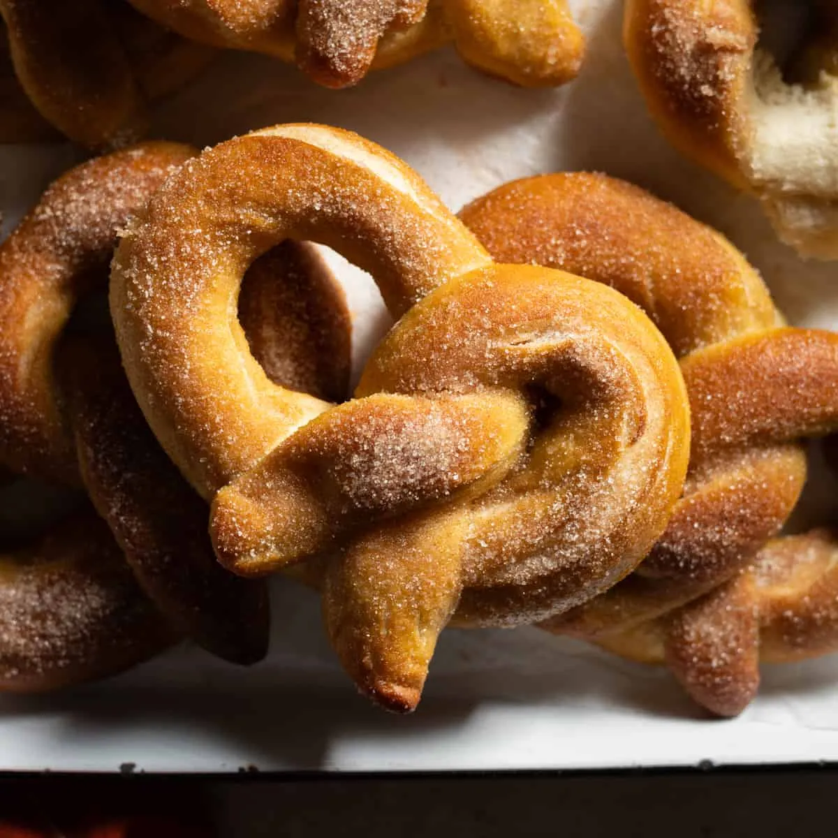 Sourdough Discard Cinnamon Sugar Pretzels