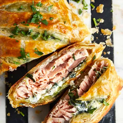 Recipe 'Salmon Wellington with Puff Pastry'