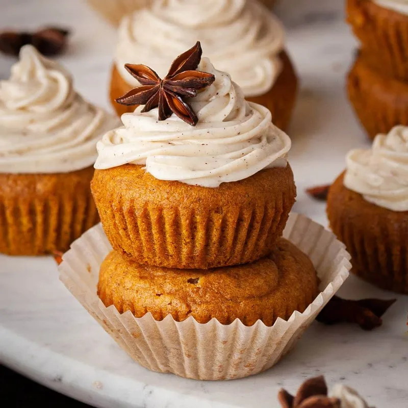 Pumpkin Muffins with Spiced Cream Cheese Frosting