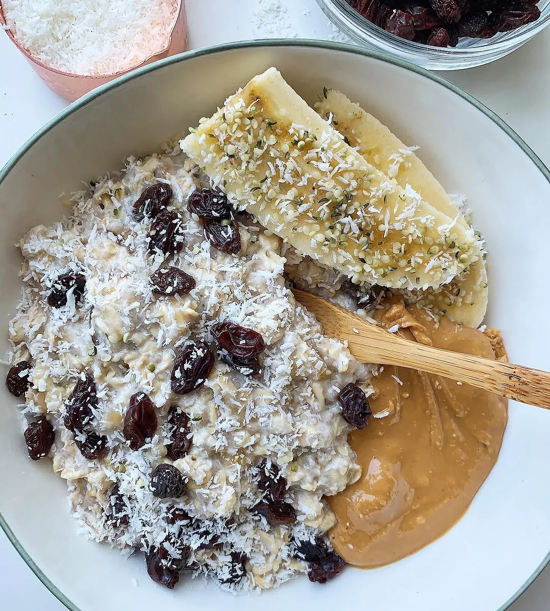 Oatmeal Raisin Overnight Oats