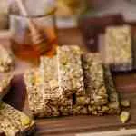 Easy Chewy Honey Granola Bars