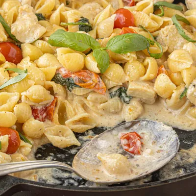 Recipe 'Creamy One Pot Chicken and Spinach Pasta Skillet'