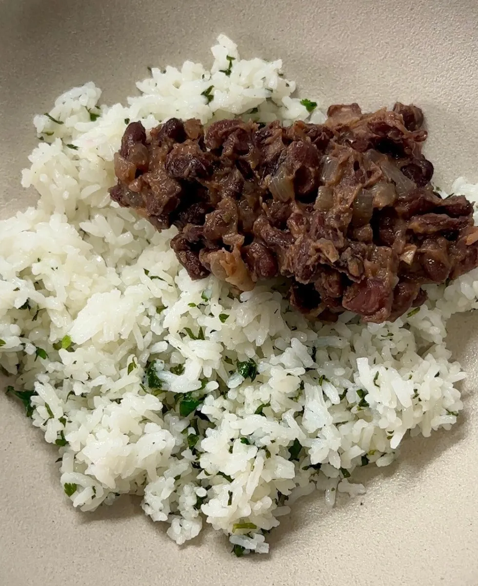 Chipotle Copycat Black Beans (Easy Canned Beans Recipe)