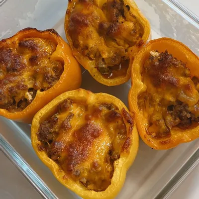 Recipe 'Cheeseburger Stuffed Peppers'