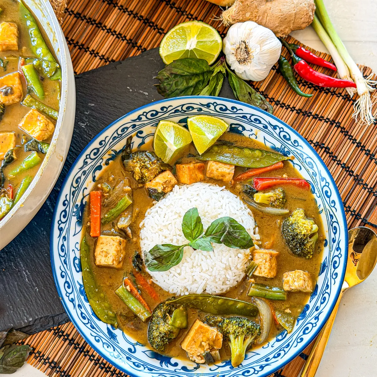 Thai Green Curry with Tofu and Vegetables