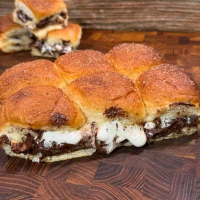 Recipe 'Easy S'mores Sliders: A Delicious Twist on a Classic Treat'