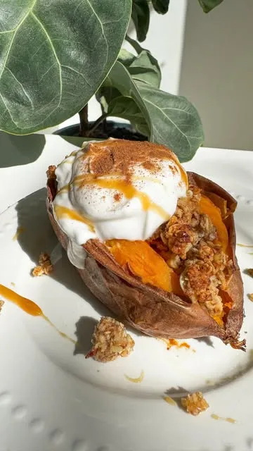 DESSERT STUFFED SWEET POTATO