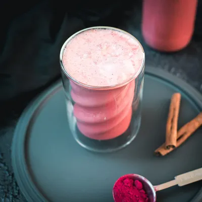 Recipe 'Homemade Pink Milk with Beetroot Powder'