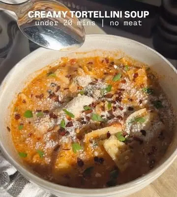 Recipe 'Creamy Tortellini Soup'