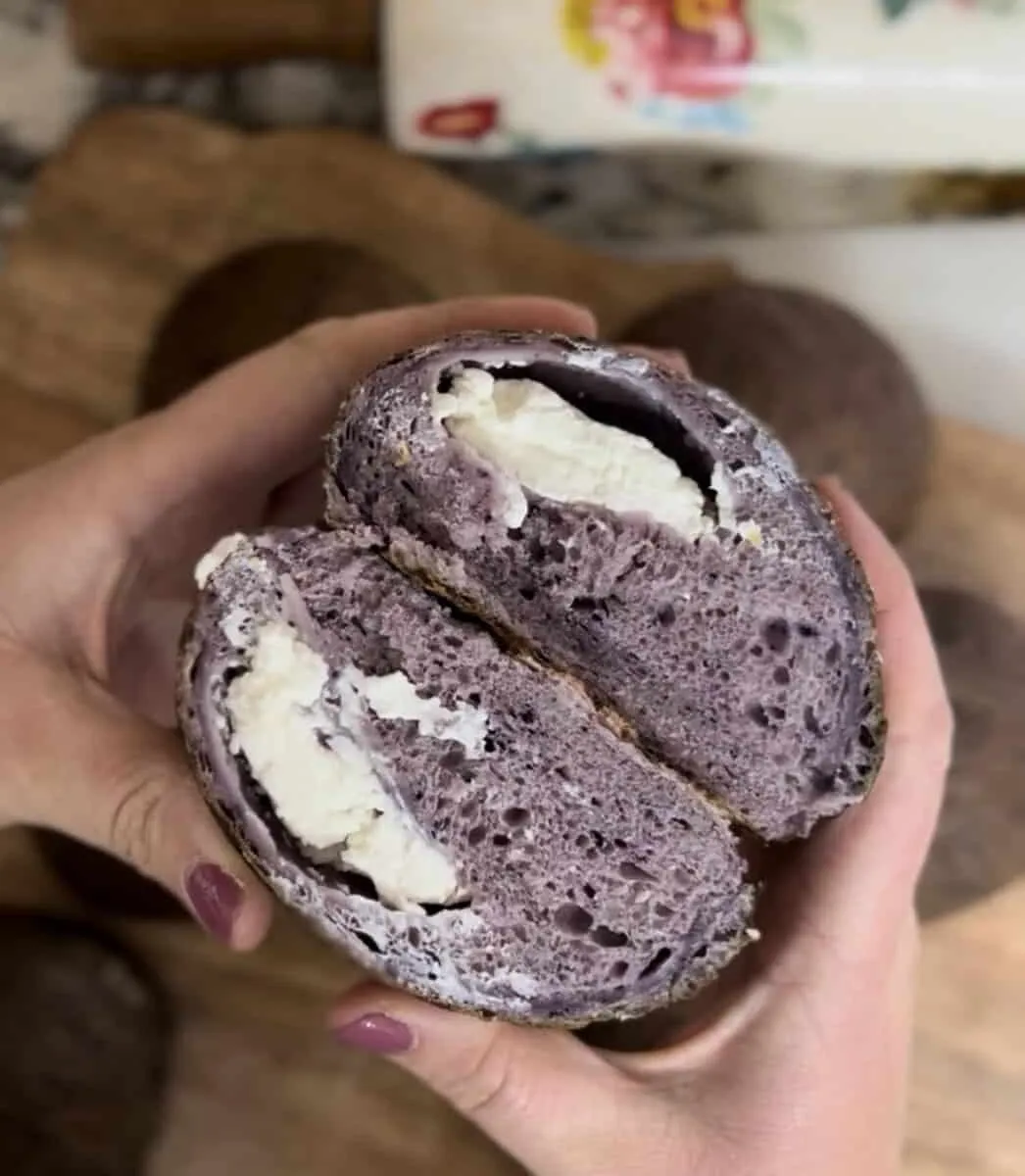 Blueberry Lemon Bagel Bagel Bomb