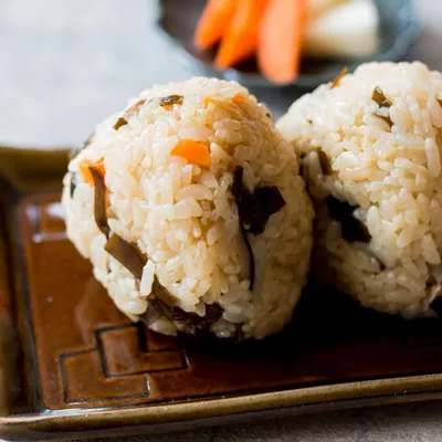 Recipe 'Kombu Takikomi Gohan with Vegan Dashi'