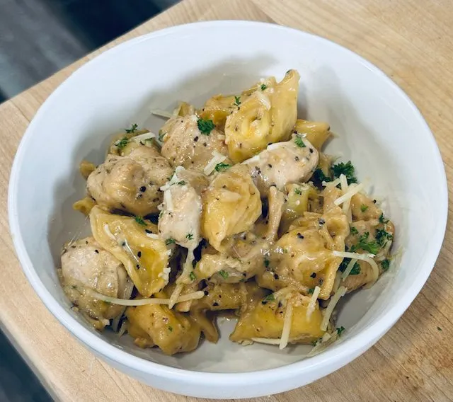 One Pot Creamy Lemon Pepper Chicken Tortellini
