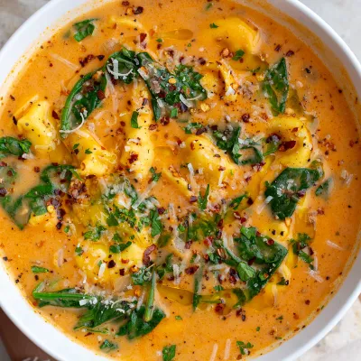 Recipe 'Easy Creamy Tortellini Soup'