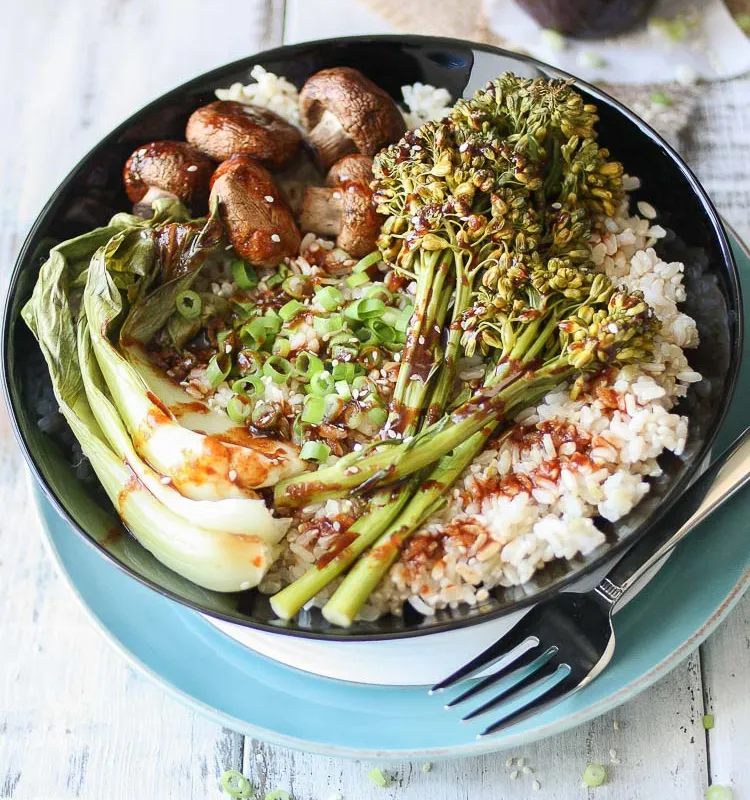 Easy Teriyaki Rice Bowl with Roasted Vegetables